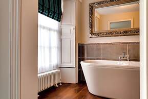 Barton Hall Hotel & Spa