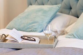 Ogrody Tesoro Apartment by Renters