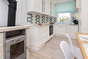 Ogrody Tesoro Apartment by Renters