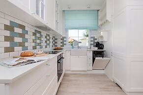 Ogrody Tesoro Apartment by Renters