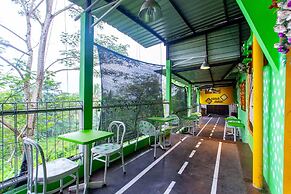 OYO 3042 Griya Karangsalam Indah