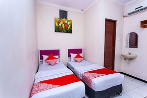 OYO 3042 Griya Karangsalam Indah