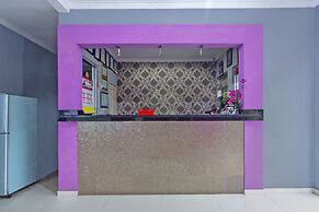 OYO 3042 Griya Karangsalam Indah