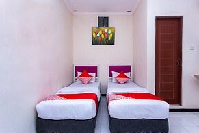 OYO 3042 Griya Karangsalam Indah