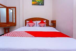 OYO 3042 Griya Karangsalam Indah