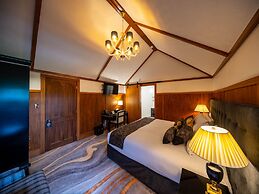 Hana Lodge