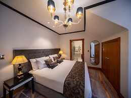 Hana Lodge
