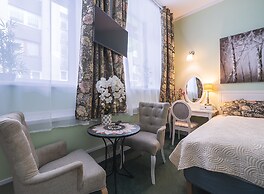 Station Self Check-in  Apartments - Lollo Luxury