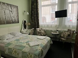 Station Self Check-in  Apartments - Lollo Luxury