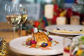 Palace Long Hai Resort