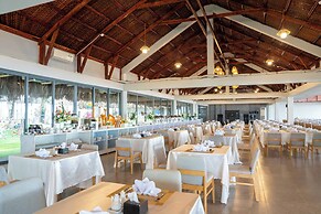 Palace Long Hai Resort