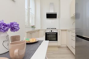 Sunny Studio Raclawicka by Renters