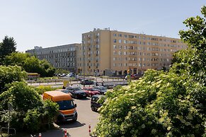 Sunny Studio Raclawicka by Renters