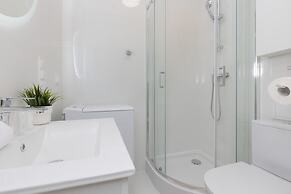 Sunny Studio Raclawicka by Renters