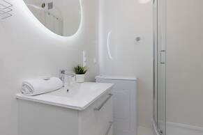 Sunny Studio Raclawicka by Renters