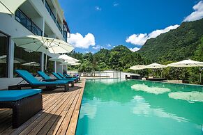 Zhangjiajie National Park Nvue Resorts