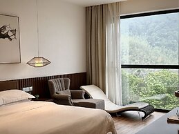 Zhangjiajie National Park Nvue Resorts