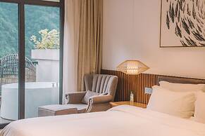 Zhangjiajie National Park Nvue Resorts