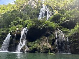 Zhangjiajie National Park Nvue Resorts