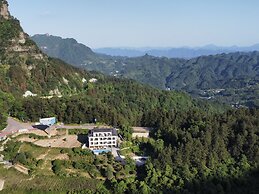 Zhangjiajie National Park Nvue Resorts