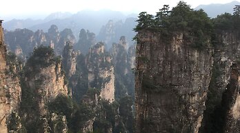 Zhangjiajie National Park Nvue Resorts