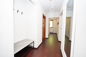 InPoint Old Town- Apartment with garden
