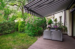 InPoint Old Town- Apartment with garden