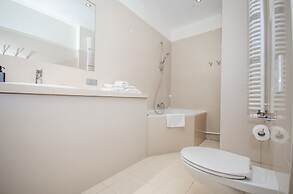 InPoint Old Town- Apartment with garden