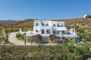 La Chapelle Est Grand Suite in Tinos