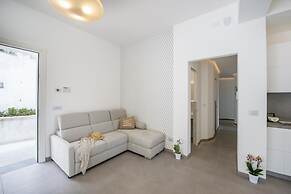 Villa Donna Rachele - Sea View Jacuzzi and Free Parking