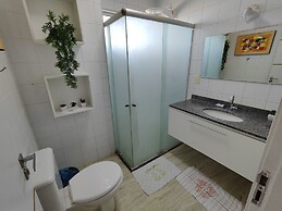 Apartamento 2 suítes lindo e vista mar