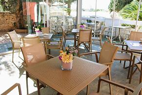 The Red Farm Relais & Spa