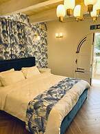 The Red Farm Relais & Spa