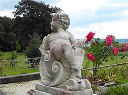 Château de Montbrault