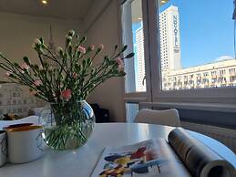 Great City Center Apartment by Renters