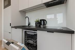 Great City Center Apartment by Renters