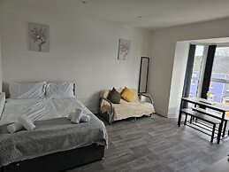 Lovely Apartment in Swansea