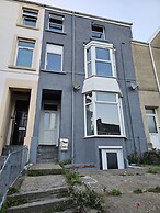 Lovely Apartment in Swansea