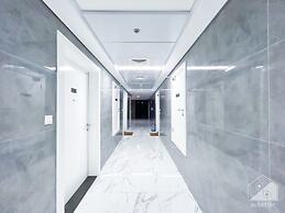 Spacious Studio With Balcony in AL Majan