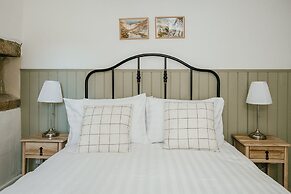 Miresfield Farm Bed & Breakfast