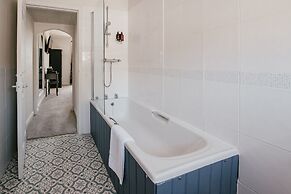 Miresfield Farm Bed & Breakfast