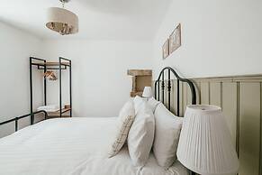 Miresfield Farm Bed & Breakfast