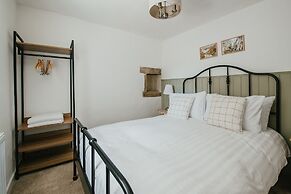 Miresfield Farm Bed & Breakfast