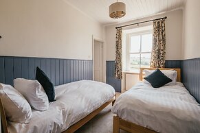 Miresfield Farm Bed & Breakfast