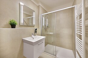 DownTown Suites Rubesova