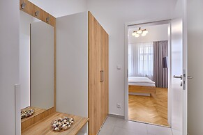 DownTown Suites Rubesova