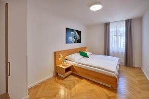 DownTown Suites Rubesova