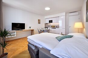 DownTown Suites Rubesova