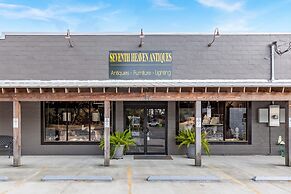 Thunderbolt Treasure