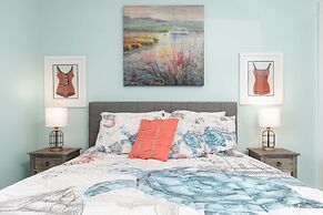 Lighthouse Point 20B